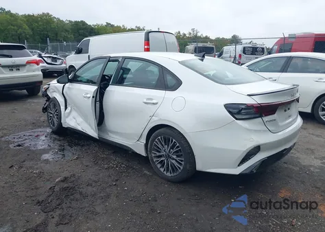 2022 Kia Forte Gt-Line из США, поврежденный, VIN 3KPF54AD8NE502161